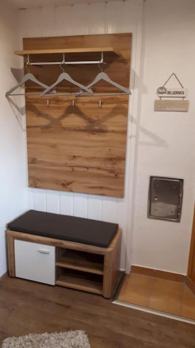 Kleine, Gemuetliche Dachgeschosswohnung Laudenbach  Extérieur photo